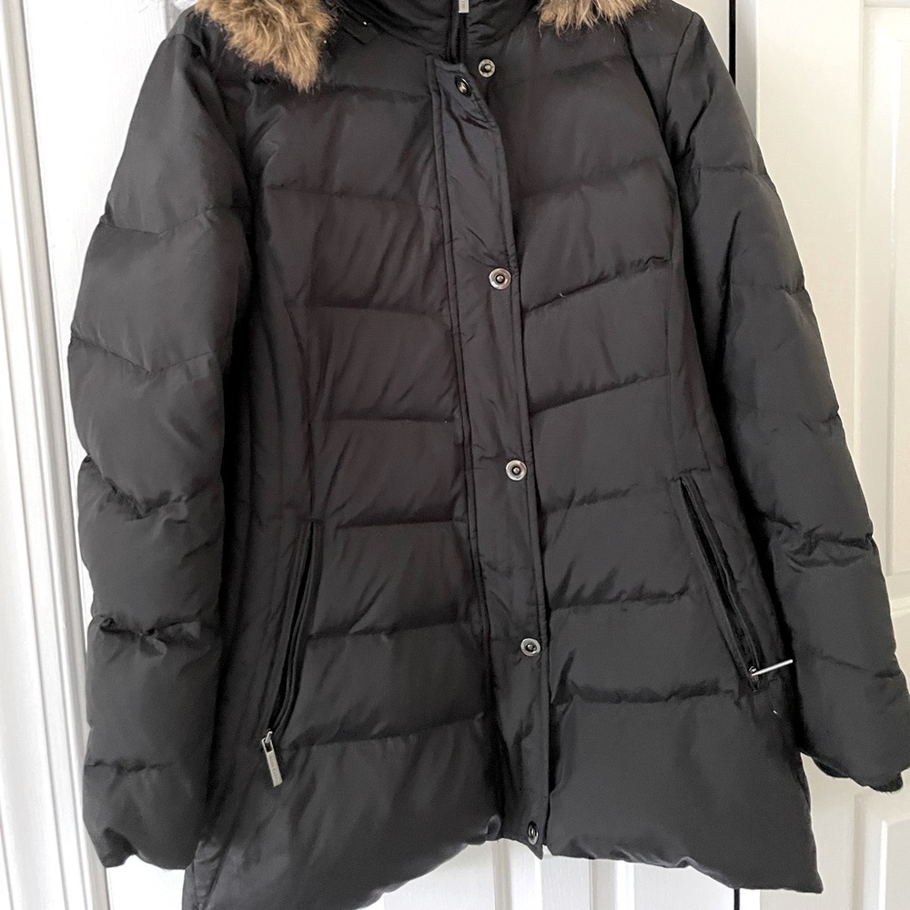 Hooded quilted coat